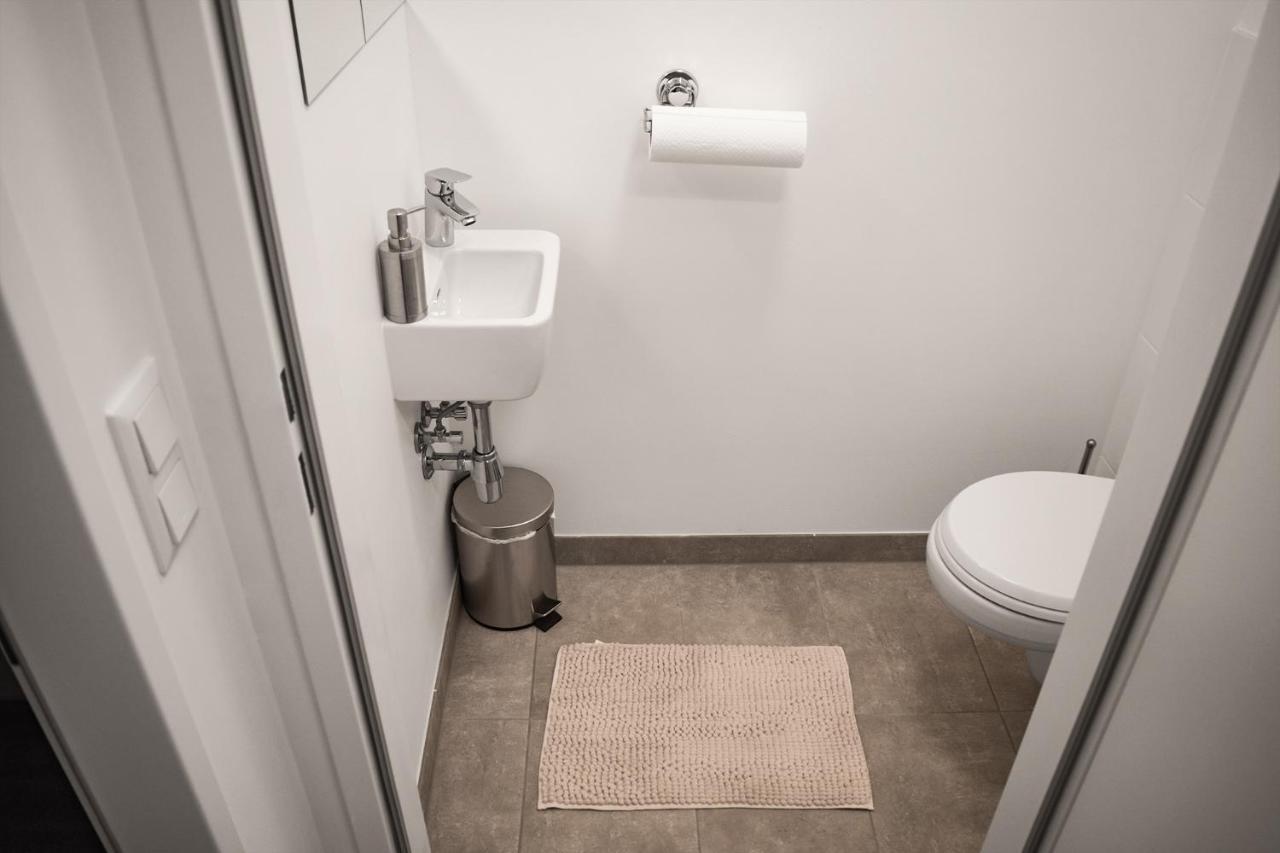 Cosy New 3min To Vic/uno-city And Danube Apartment Wien